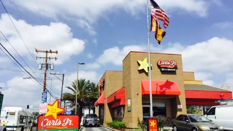 Carl's Jr. in คอมเมิร์ซ