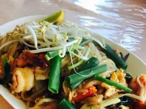 Luriya's Thai