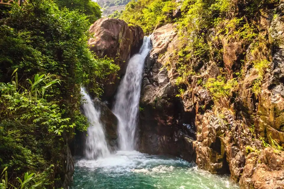 2_Baishuizhai Scenic Area
