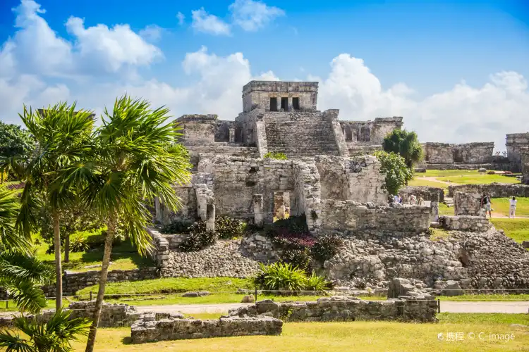 Khách sạn MOXY tại Tulum