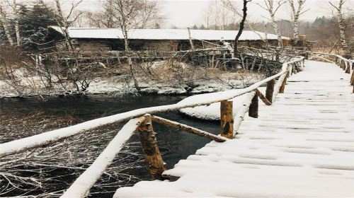 二龍山影視城