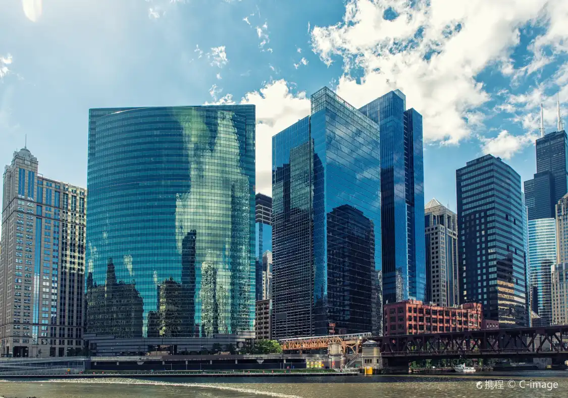 Hotels near 333 Wacker Drive
