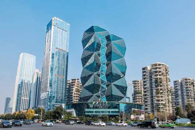 Yifengyuan Pedestrian Street周辺のホテル