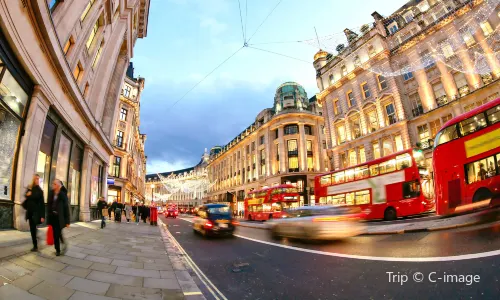 Oxford St