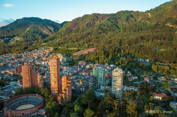 Hotels With Bars in Colombia