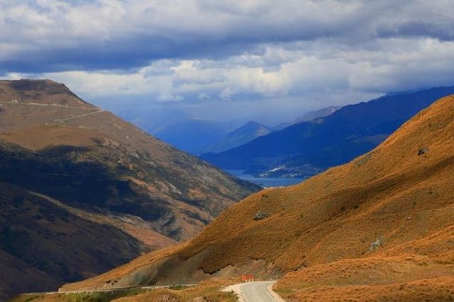 Crown Range Road