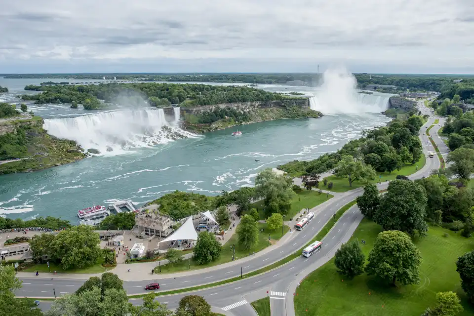3_Niagara City Cruises