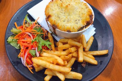 12 Rocks Beach Bar Cafe