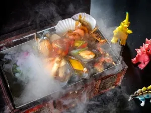 Dinoman theme restaurant (China Dinosaur Park branch)