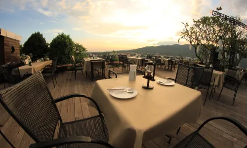 XANADU PUB & RESTAURANT