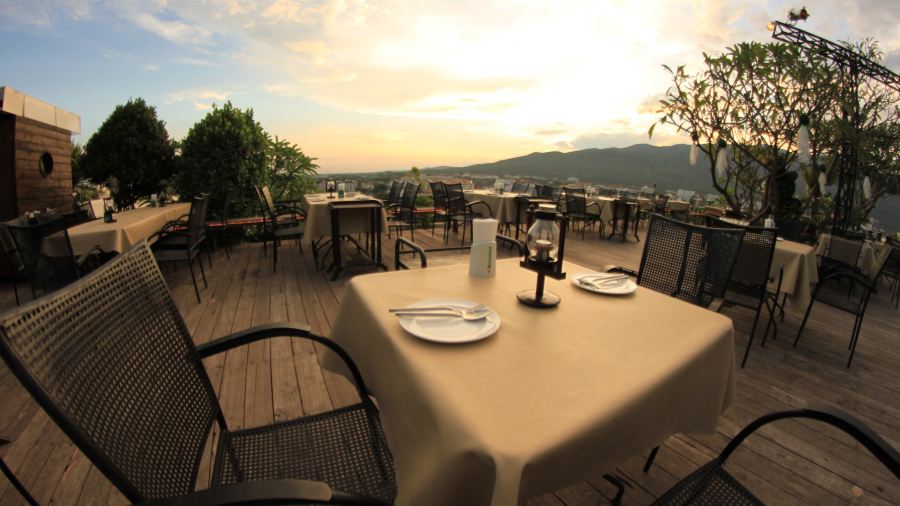 XANADU PUB & RESTAURANT