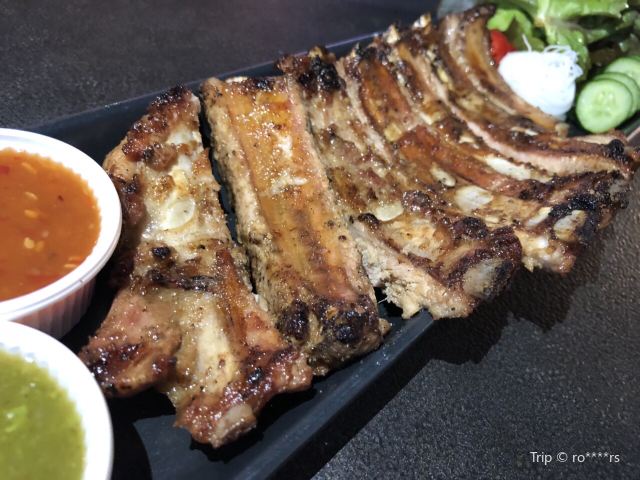 플런 루디 야시장