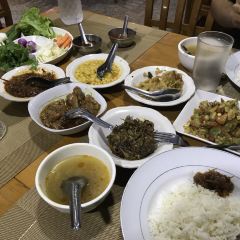 Aye myit tar User Photo