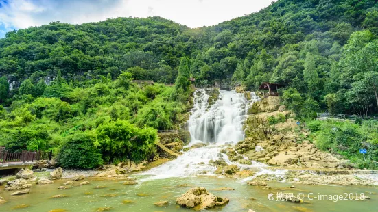 Shenquan Valley Leisure Tourism Resort