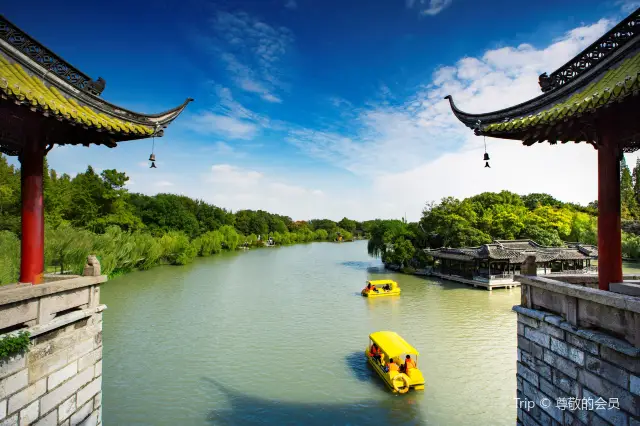 Sightseeing Boats in Yangzhou