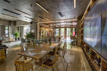 BRIGHT 919 (Xizang Bei Lu)