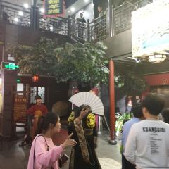 楼中楼酒店(汴梁小宋城店) User Photo