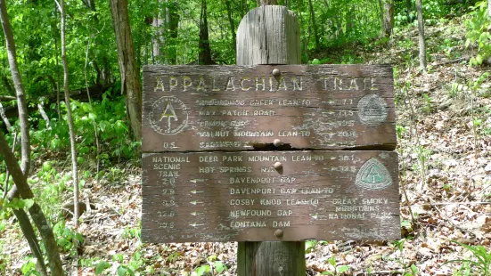 Fontana Dam Shelter