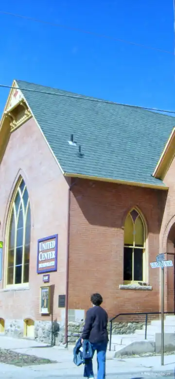 โรงแรมในแนมปา