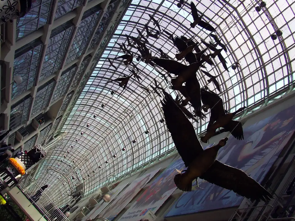 4_CF Toronto Eaton Centre