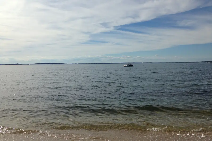 Foster Memorial Beach