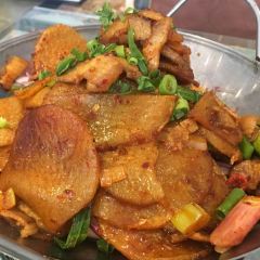 QIN CHUAN YI PIN SHI FU User Photo