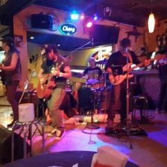 Full Moon Bar and Restaurant User Photo