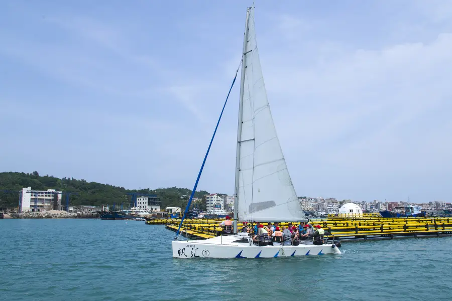 海上田園帆船出海