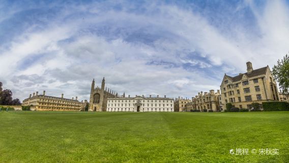 英国オックスフォード大学+ケンブリッジ大学ワンデーツアー【貸切チャーター専用ライン|中日英対応ドライバーガイド|行程調整可能】