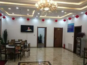 亚布力福满灌农家院