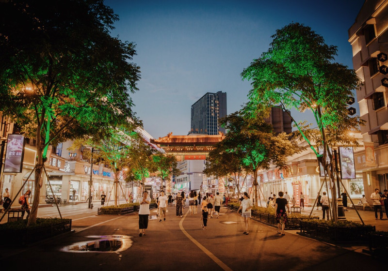 【橫店影視城好去處】2026橫店影視城商場盤點！吃喝玩樂一應俱全