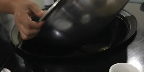 瀚業郝記農家鐵鍋燉