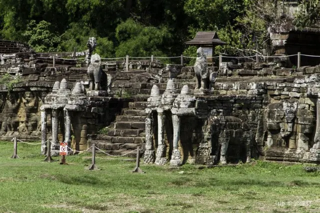 Your Go-To Guide to Angkor Wat
