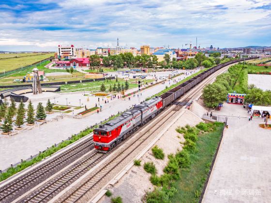 Manzhouli Guomen Scenic Area