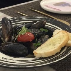 HuaTà 花榻·花忆西葡餐厅(南丰城店) User Photo