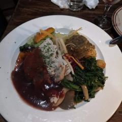 Gaia Restaurant & Coffee Shop User Photo