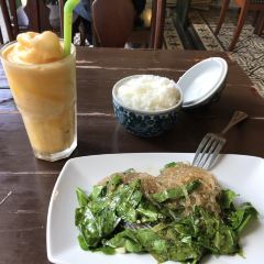 One Chun Cafe & Restaurant 여행 사진