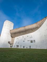 Colline Notre-Dame du Haut by le Corbusier