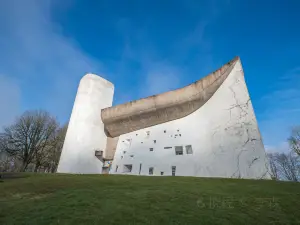 Colline Notre-Dame du Haut by le Corbusier