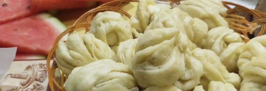 一品石锅鱼火锅