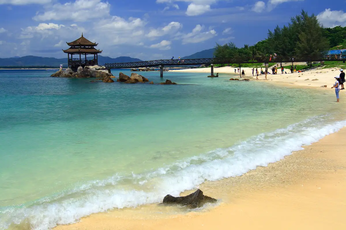 蜈支洲島
