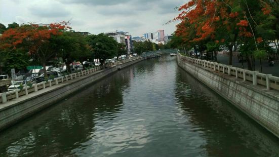空盛桑運河穿透曼谷市中心，泰國中南部特別是曼谷周邊有着大大小