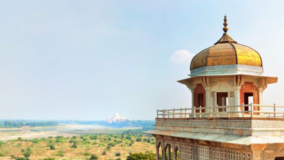 Agra