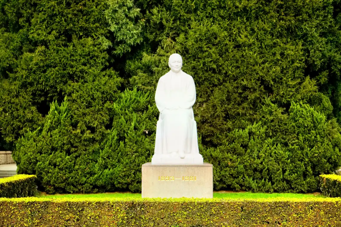 송경령 묘원 주변 호텔