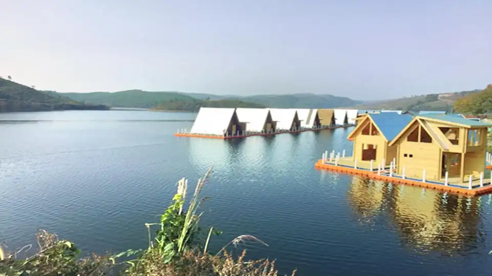 Hotels near Guanju Riverside