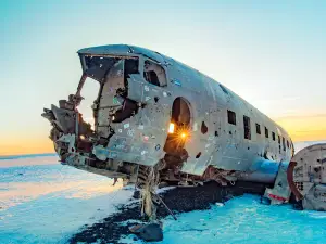 Crashed DC 3 Plane