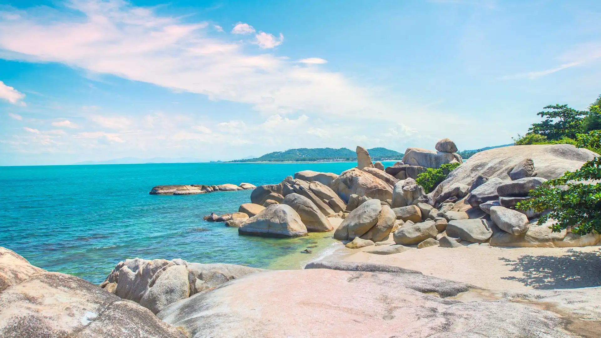 Hotels near Hin Ta Hin Yai