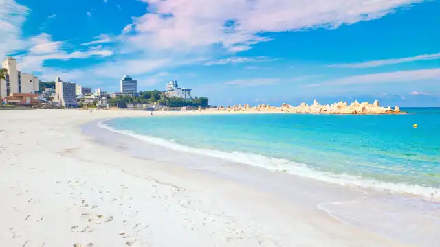 Hotels near Shirarahama Beach