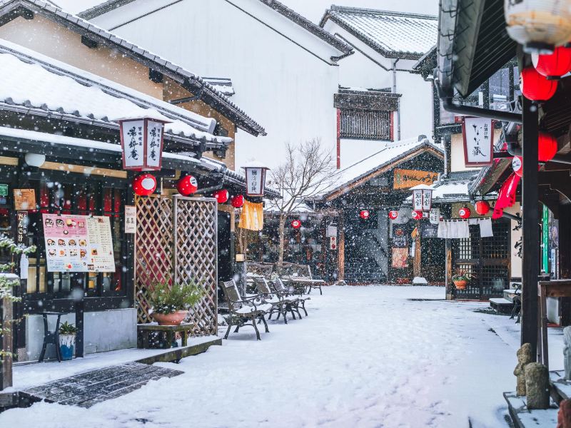 湯の坪街道