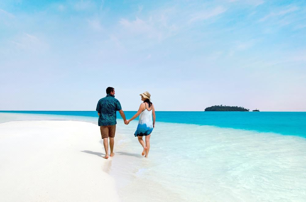 Compare 3 airports near Samal Island
